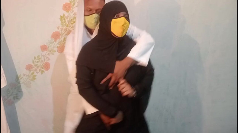 Gulaab: Arabski taniec i seks odgrywane przez indyjskiego muzułmanina Desi Bhabhi