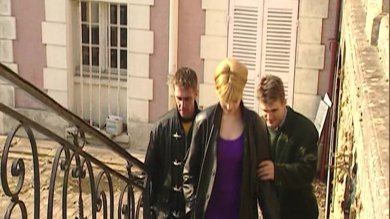 Erotic Club: Ansiosa cadela devora latejante bbc - Babando beijos lésbicos