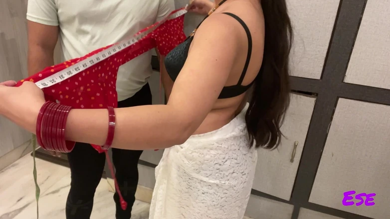 Sammy Sins: Извращенец портной хочет принять каждый дюйм измерения бхабхи