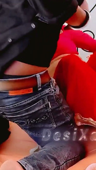 Desi Bhabhi má sex s Devarem při rozhovoru s manželem Desi Sex