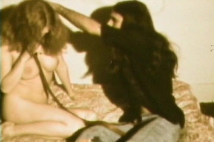 Vintage Babes: Collared Retro Submissive Services Group dalam vintaj 8 minit Klasik