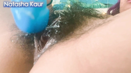 Natasha Kaur: Множинний оргазм, велика мастурбація ділдо