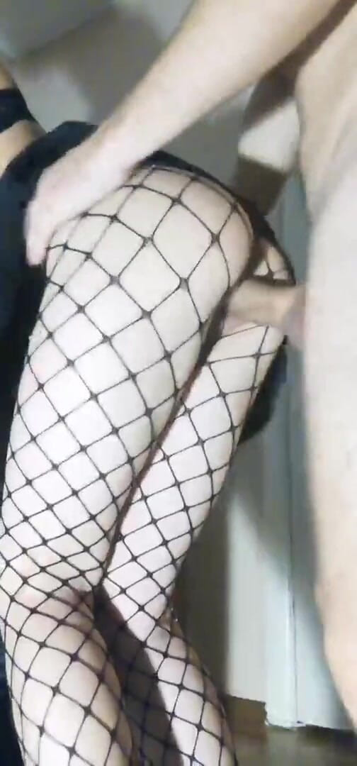 CalientePWNZ: Fodida com gemidos até o orgasmo em meia-calça