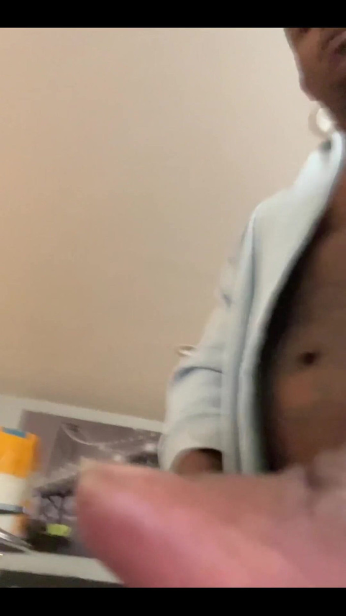 Headofstate: Kingnemox
