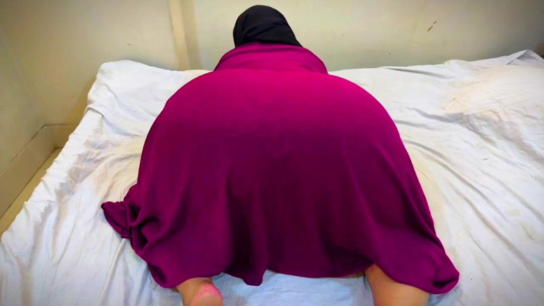 Your Boy's Cum: Dirty Asshole &amp; Pussy Mms Live - Big Ass Cairo Muslim Girl