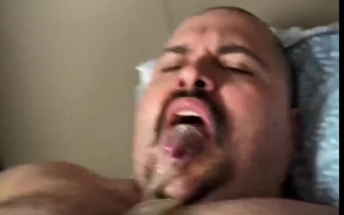 BigBullBoss: Een dorstig sperma.