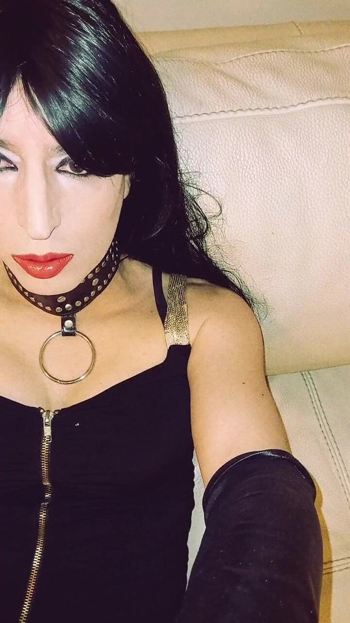 Tammy sissy slave: Masturbarea acasă