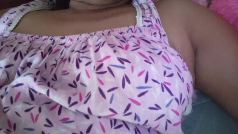 Miya White: Nữ diễn viên nổi tiếng Sri lanka Anne trên giường...