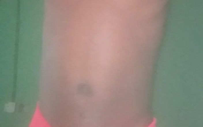 Badman4606: मैं अपना वीर्य निगलती हूं और इसका स्वाद अच्छा लगता है