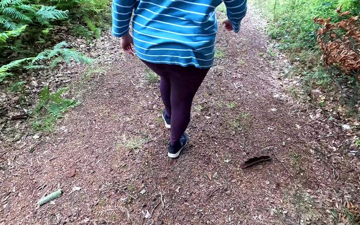 Bouncy Tits Action: 272 열린 자연의