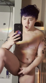 Trans Man Jerking T Dick in Mirror Bad Omen