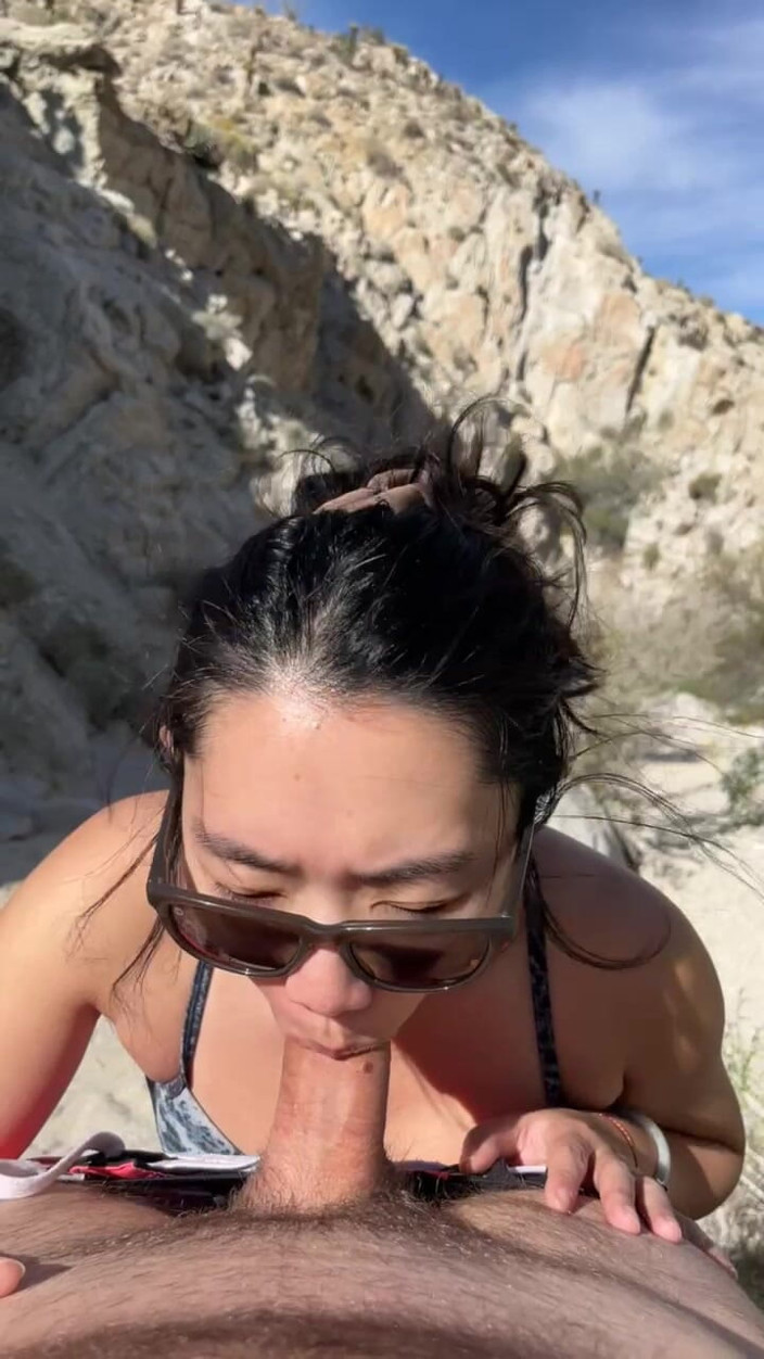 meimeiXXX: 사막에서 하이킹하는 동안 야외 오럴 - 아마추어 Wmaf - 입에 사정 공개 BJ 삼키기