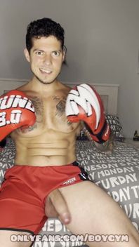 Gay Boxing with a Big Cock!!
