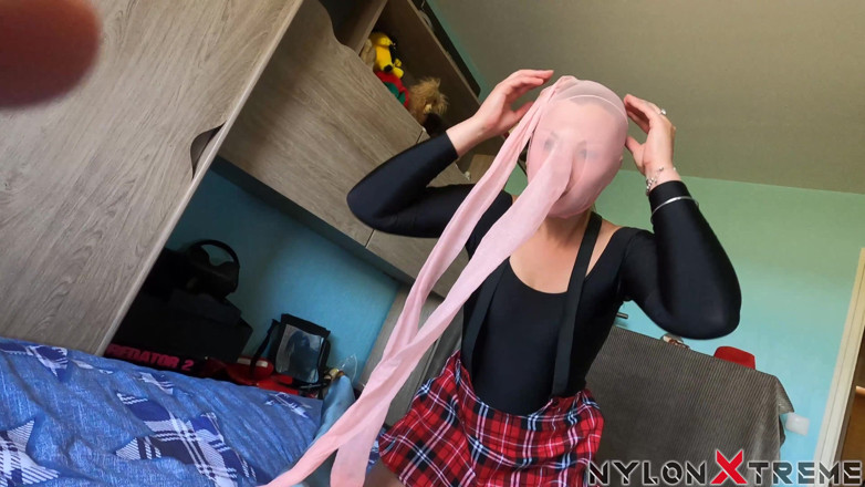 Nylon Xtreme: Bakış açısı kamera Natacha Guapa naylon yüzlü oral seks
