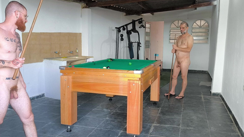 carmonaoficial: Giocare a biliardo vale la pena