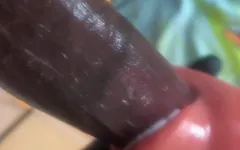 Cowok sange ini lagi asik muasin memeknya pakai mainan seks favoritnya bagian 2