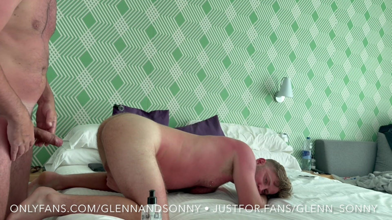 Glenn and Sonny: Meine oberen hintern
