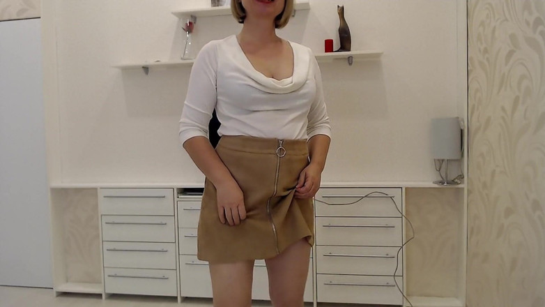 Dream Factory: Striptease cu lenjerie sexy nouă