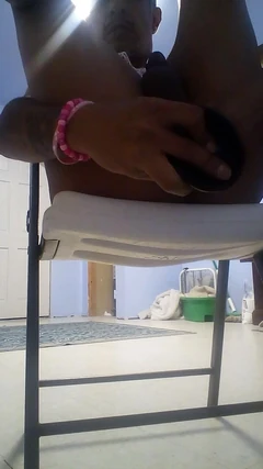 Topuklu seksi tm'nin küçük bir yarağı ve sıkı götü var