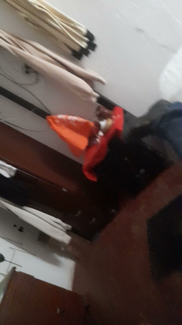Carass: Pantaloni și cizme