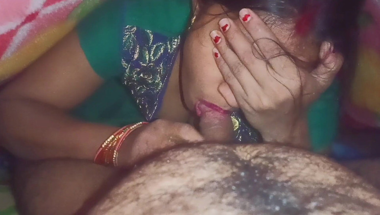 Sexy indian bich: Video viral kakak ipar india yang pertama kali nyepong kontol...