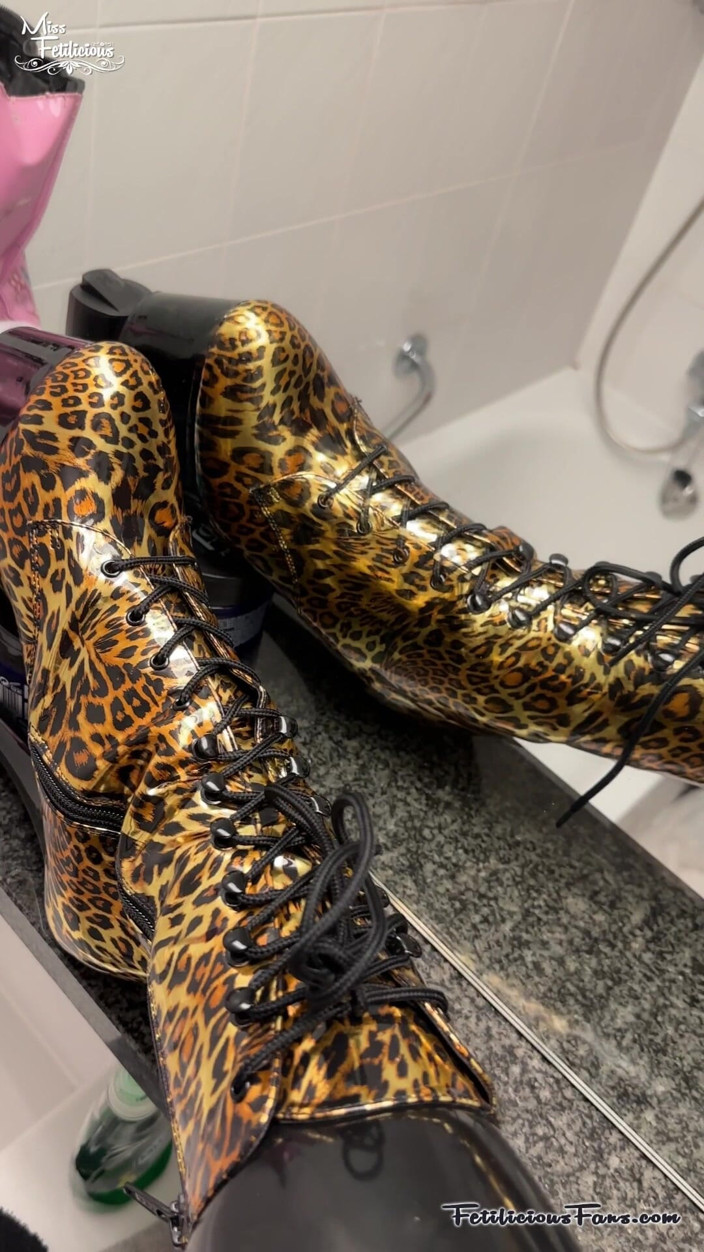 Miss_Fetilicious: Leopard lateks di tungku