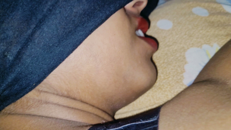 DesiQueen01: Desi Queen 01intimate Moments con la matrigna
