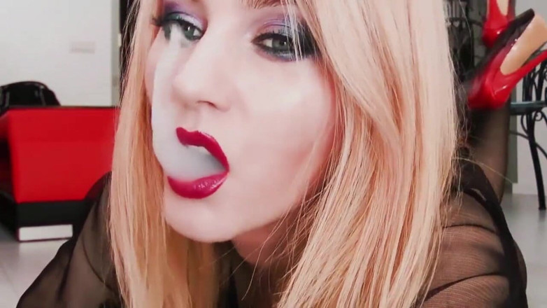 Goddess Celine: Dominación de pantimedias