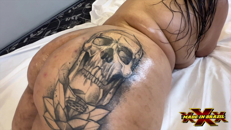 Made In Brazil XXX: 胖美女玩弄阴户