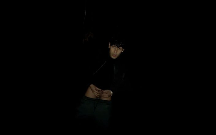 Idmir Sugary: Farting Cock. Boy Piss and Farts with His Dick After...