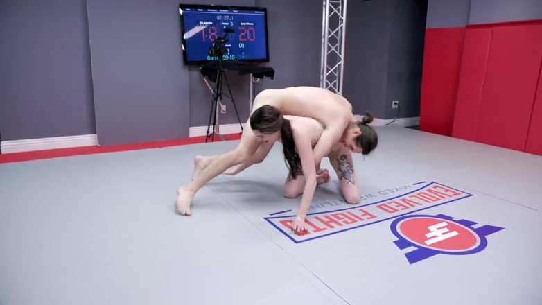 Evolved Fights: Арія Хайде проти Тоні Орландо змішаної боротьби