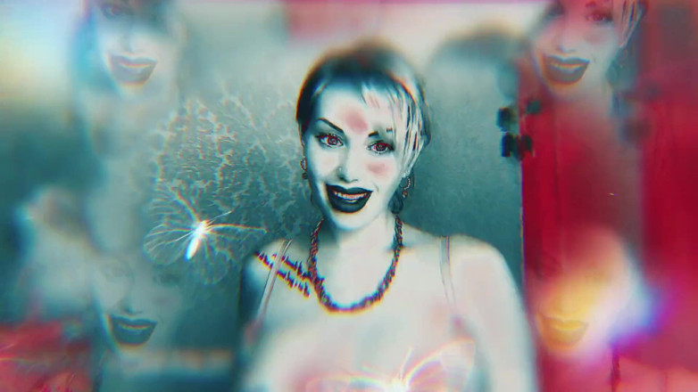 Goddess Misha Goldy: Sei una vera cagna porno! Il porno è la tua vera...