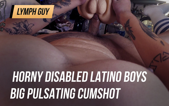 Lymph Guy: Des latinos handicapés excités éjaculent