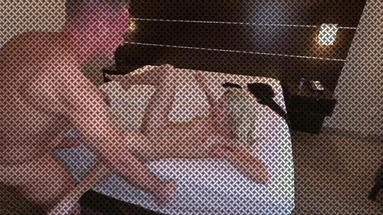 DCTrousersnake: Älterer mann dctrousersnake besamt anna Kovachenko mit großen frechen nippeln