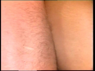 Horny Two really wet MILFs: Two hairy chicks share a lucky guy's big dick