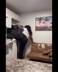 Anye Meshell: Nudila jsem se...