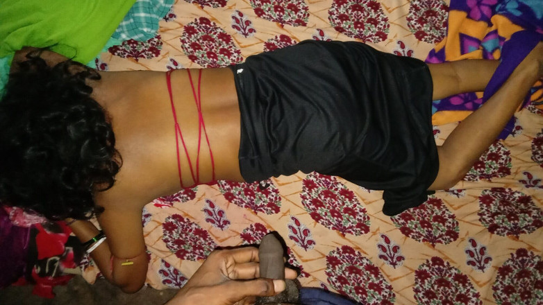 Bengaliauntykichut: I Took the Village Aunty to Her House and Enjoyed...