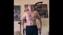 Alex Igogo: 手淫与健身