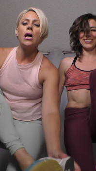 Helena Locke ve Janira Wolf'un kişisel havlu asistanına ihtiyacı var