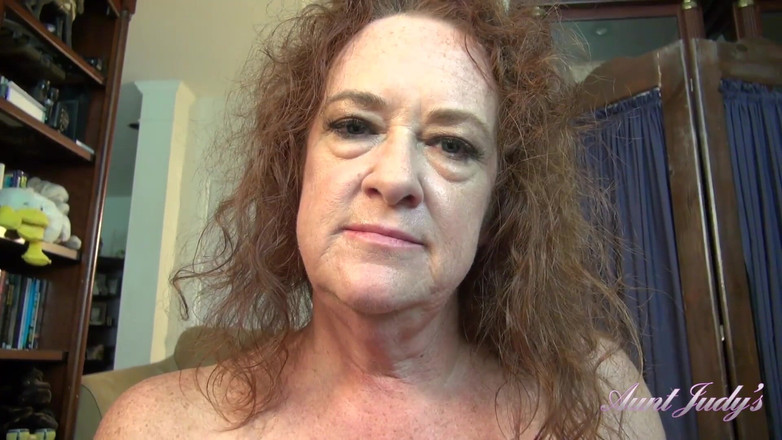 Aunt Judy's: Auntjudys - Sua tia madura com tesão Ms. Ginger pega você...