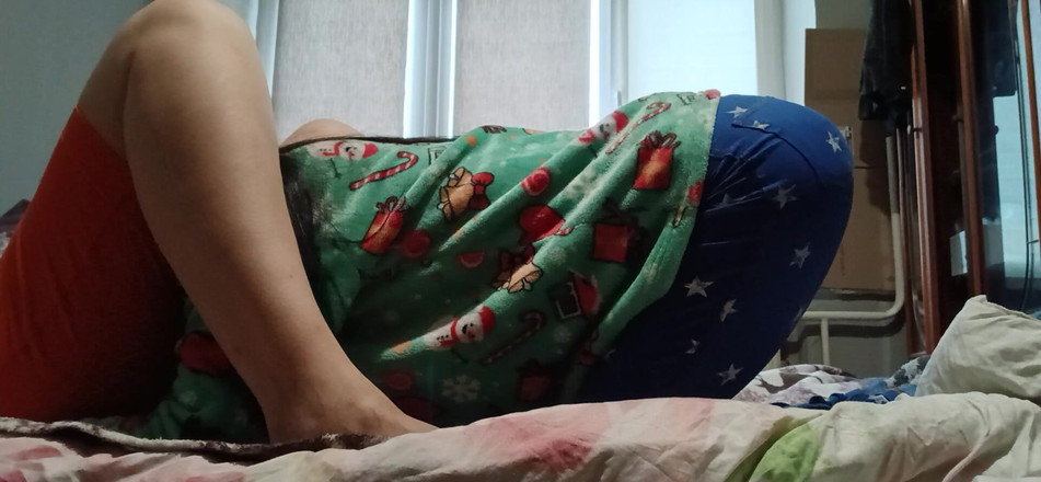 Lesbian-candys: Я люблю нюхати і облизувати пизди старших жінок