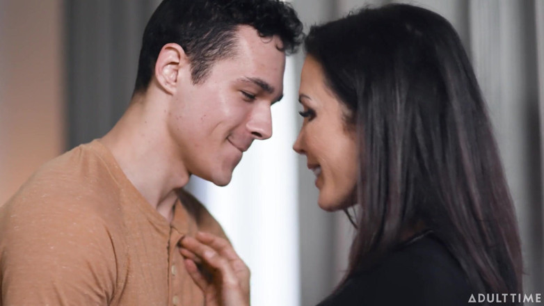 Mommys Boy: Stepmommy's Boy - Hormonal Teen Has Strong Desire for His Hot...