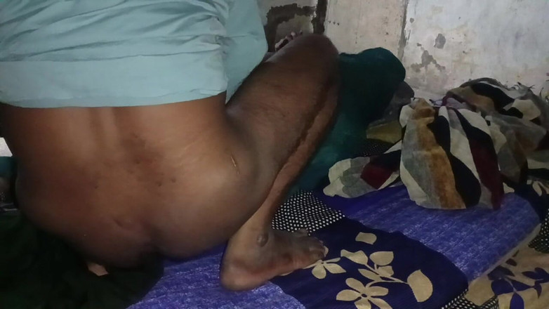 Bhabhi UP: Si nutre e si nutre con il freddo