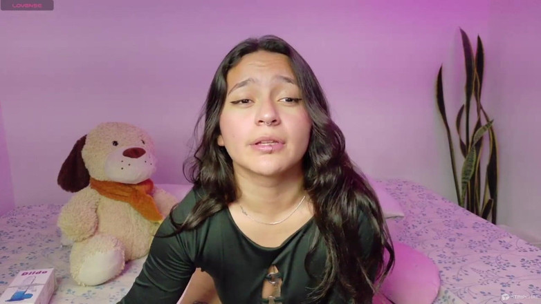 Emilyn Grifs: 지금 와서 나랑 자고 싶어?