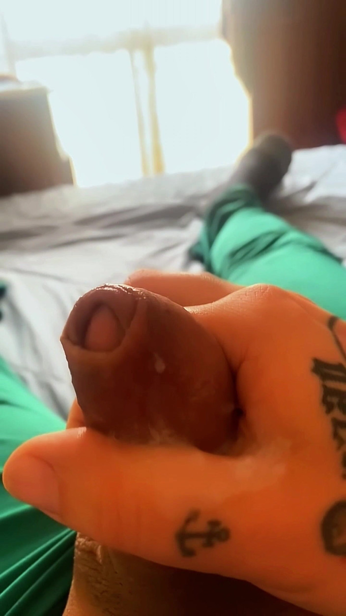 EmmaInkTrans: Probouzet se v chladu, ale s semenem, které ti dává