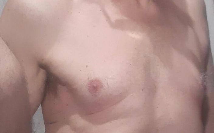 Big uncut hard cock: Succhiami baciami lecca le mie tette dure con i capezzoli,...
