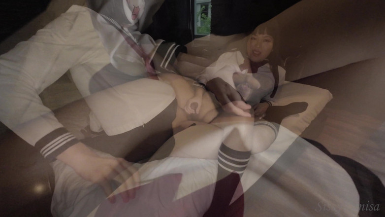 SissyKanisa: Lesbische shemale vrijend in Japans universiteitsuniform