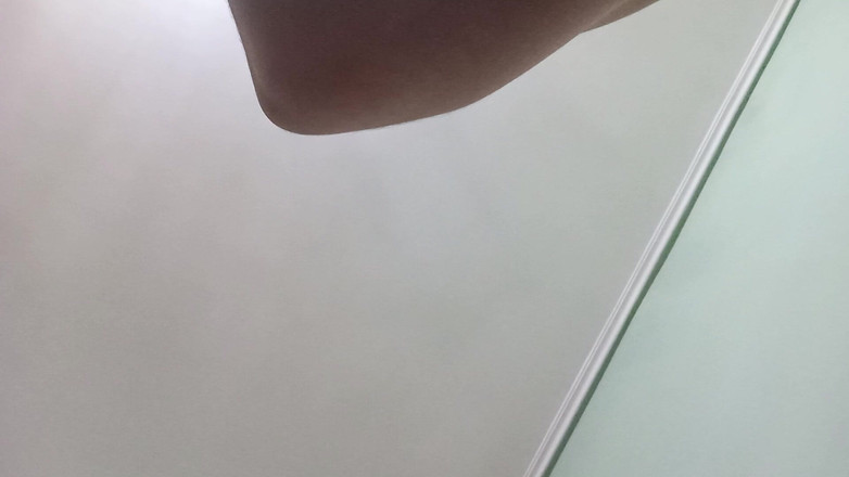 Greek cross lovers: Jsem Elena Andreou, nejbláznivější kříž v Řecku. Roztrhá mě to. Opravdu...