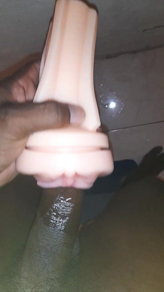 Black guy: Melancap S10 E4