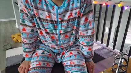 Kinkytwinkpamps: Il giovane gay ti stuzzica per aver un piccolo cazzo